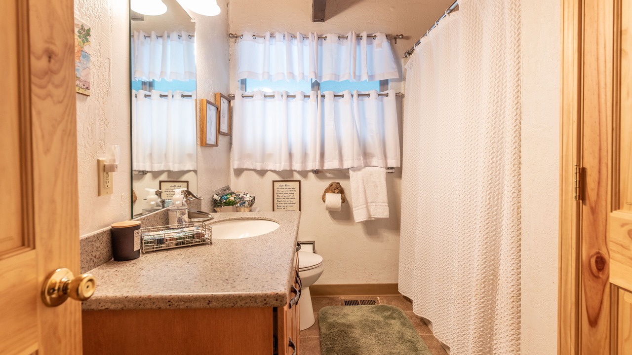 Photo of Bathroom in Dorrington