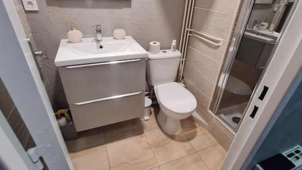 Photo of Bathroom in Chalon-sur-Saone