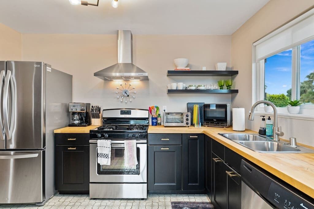Photo of Kitchen in Desert Park Estates