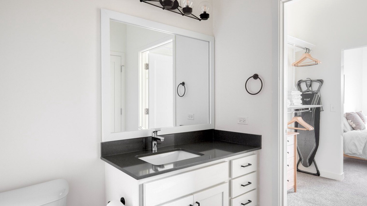 Photo of Bathroom in Elmhurst