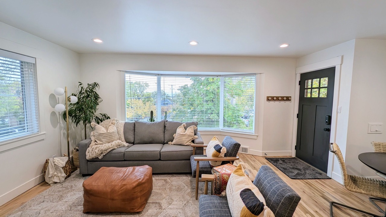 Photo of Livingroom in Lower Avenues
