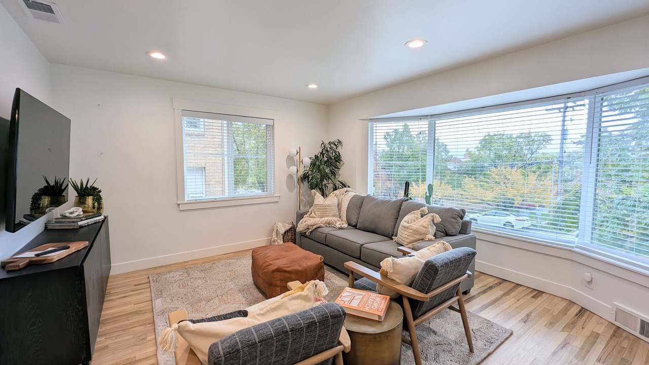 Photo of Livingroom in Lower Avenues