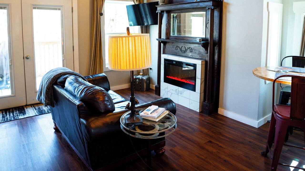 Photo of Livingroom in Mid America