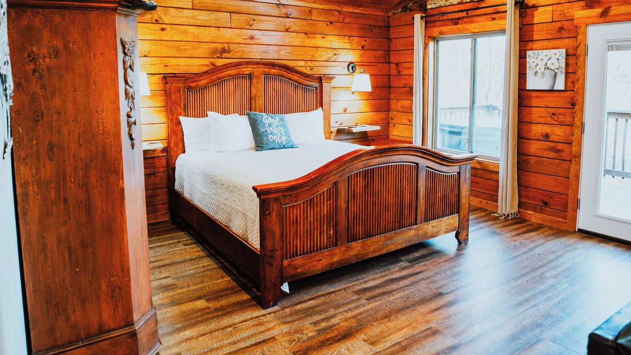 Photo of Bedroom in Mid America