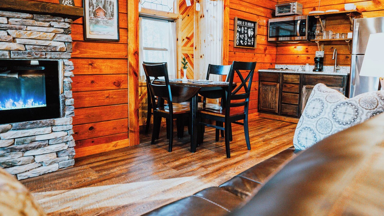 Photo of Livingroom in Mid America