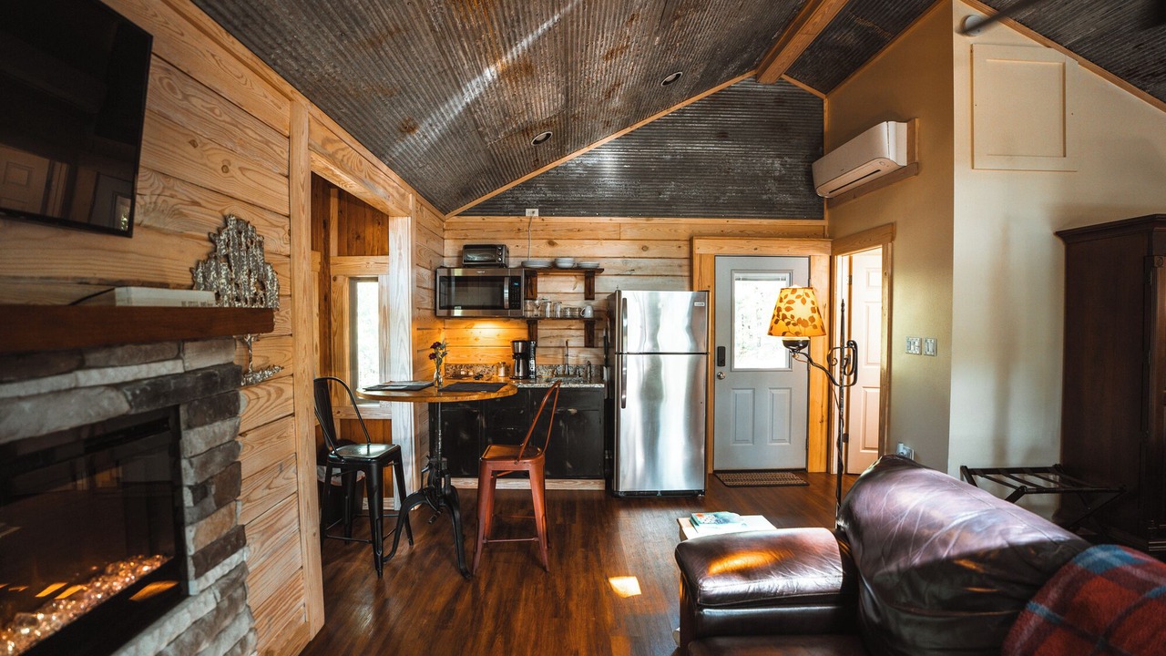 Photo of Livingroom in Mid America