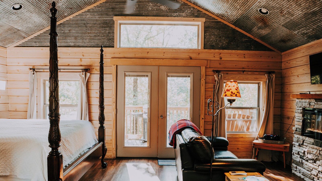 Photo of Bedroom in Mid America