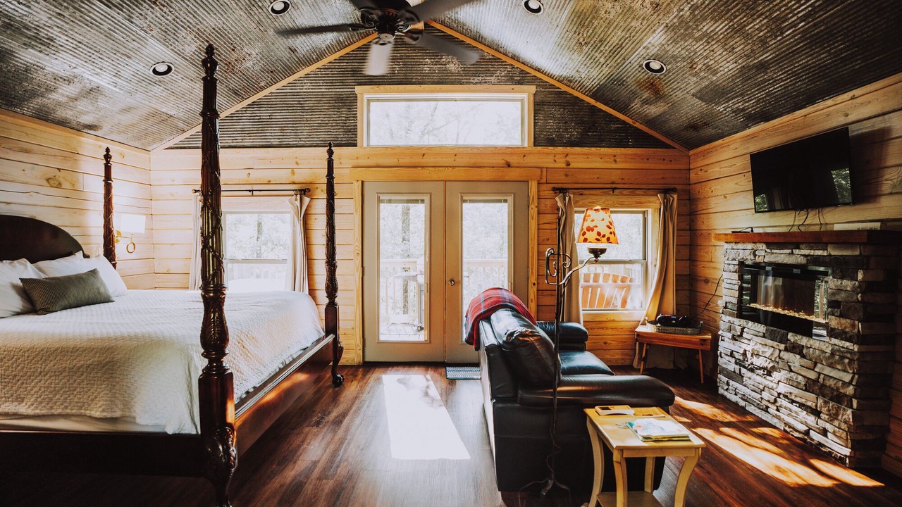 Photo of Bedroom in Mid America