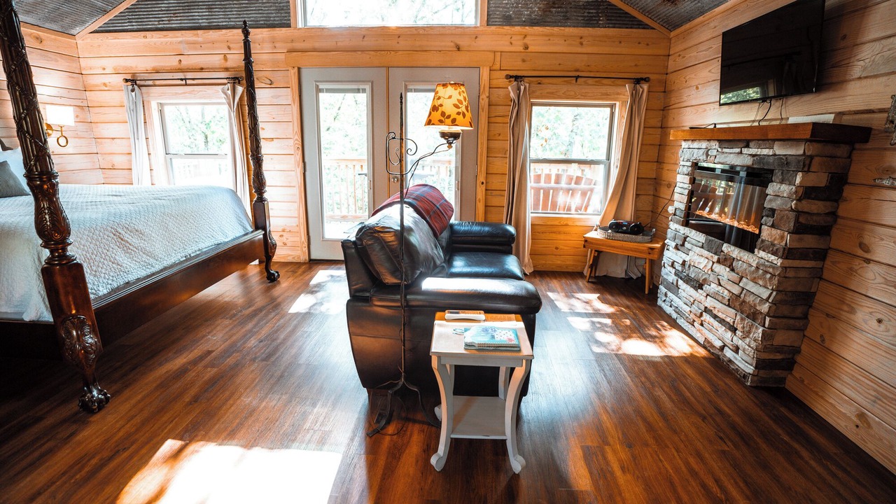 Photo of Bedroom in Mid America