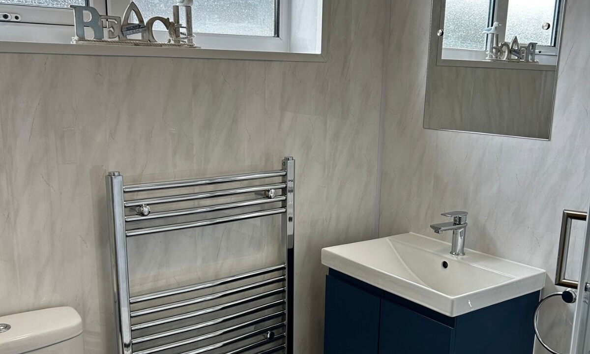 Photo of Bathroom in Liskeard