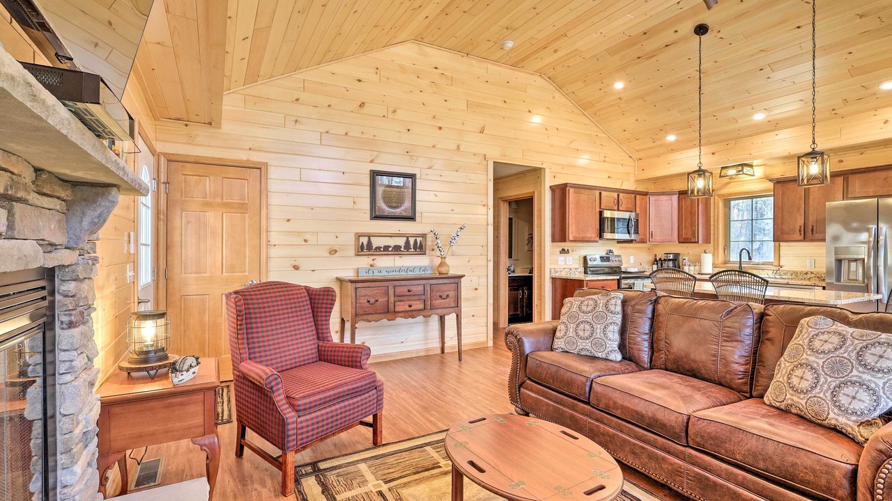 Photo of Livingroom in Chestertown