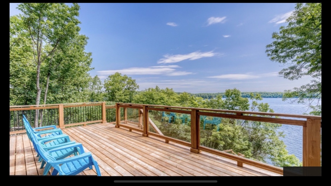 Photo of Patio Balcony in Frontenac
