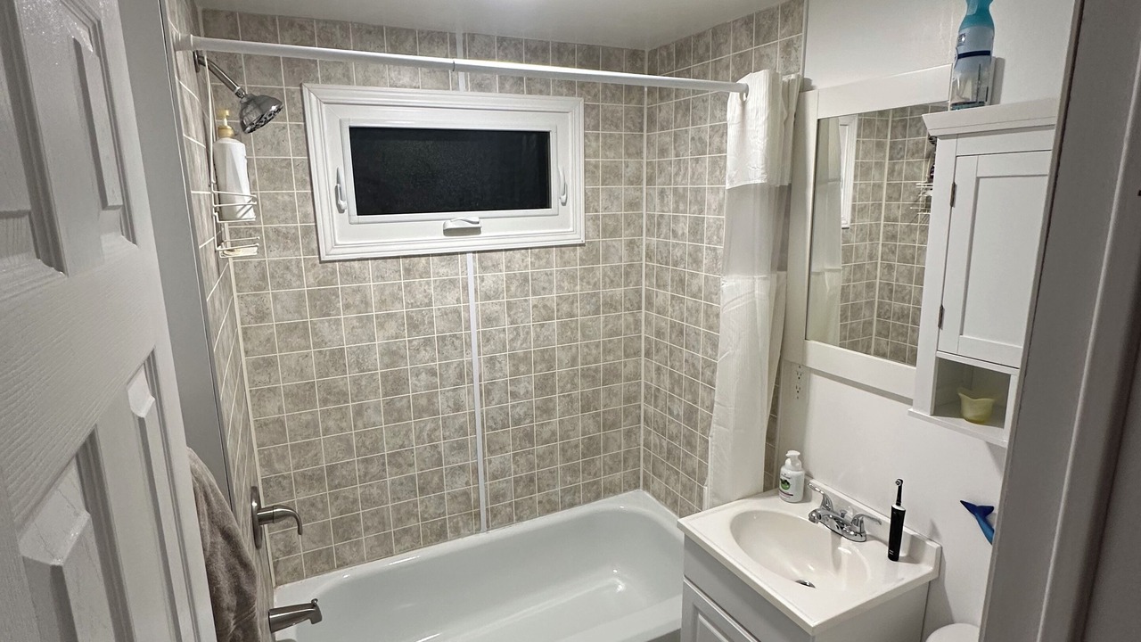 Photo of Bathroom in Frontenac