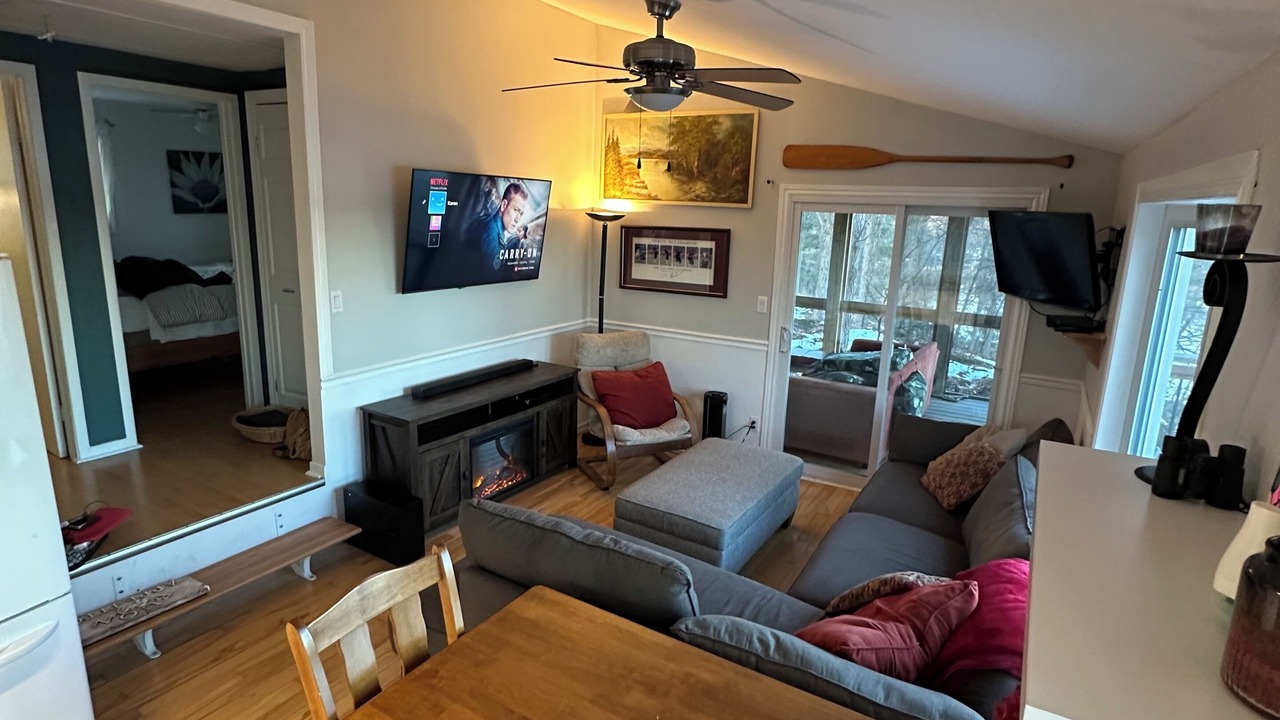 Photo of Livingroom in Frontenac