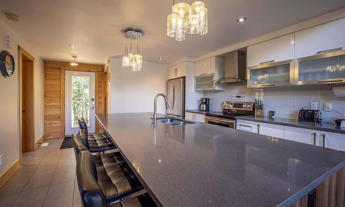 Photo of Kitchen in Sainte-Marguerite-du-Lac-Masson