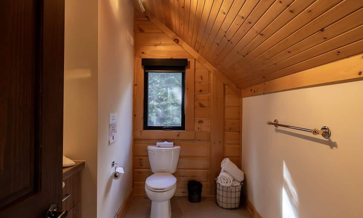 Photo of Bathroom in Sainte-Marguerite-du-Lac-Masson