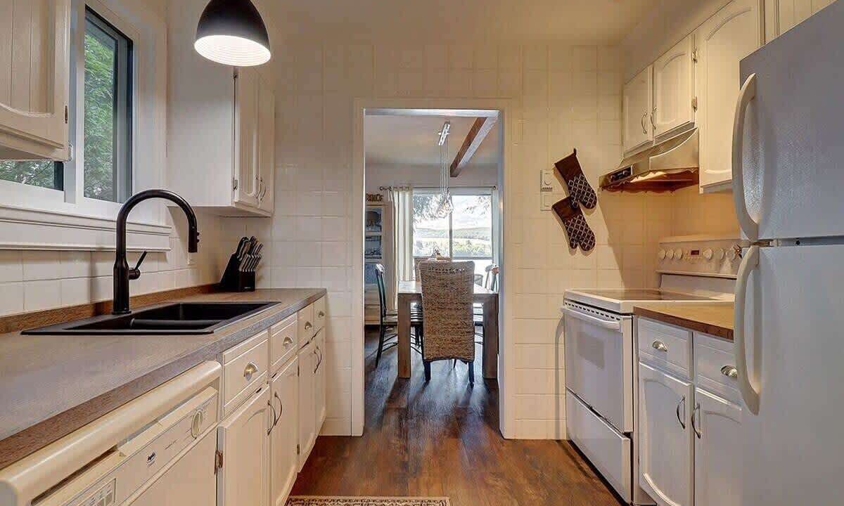 Photo of Kitchen in Magog