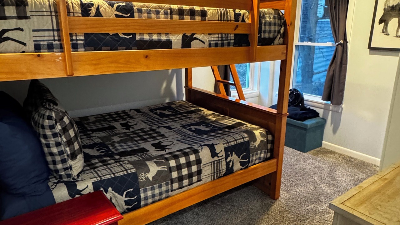 Photo of Bedroom in North Troy