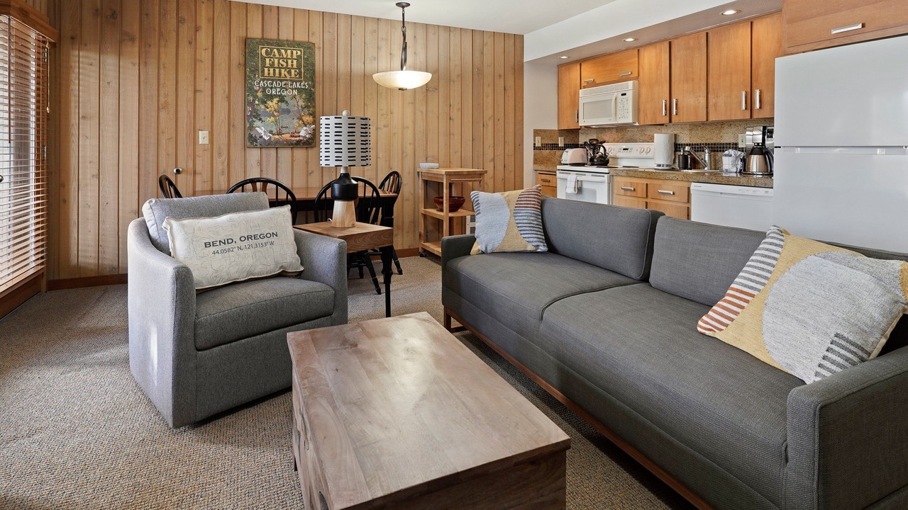 Photo of Livingroom in Century West