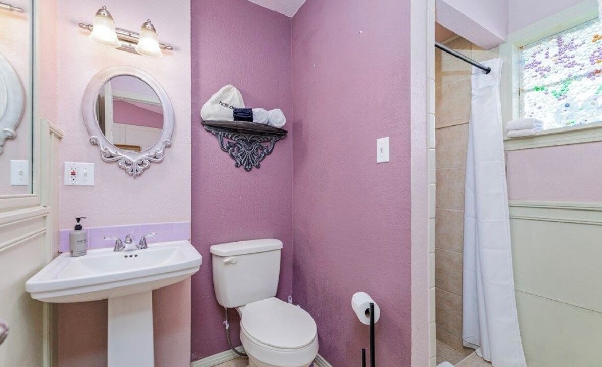 Photo of Bathroom in Christoval