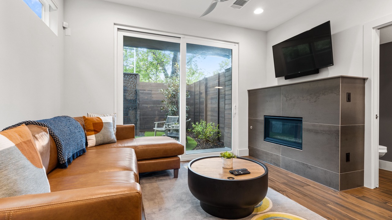 Photo of Livingroom in Cherrywood