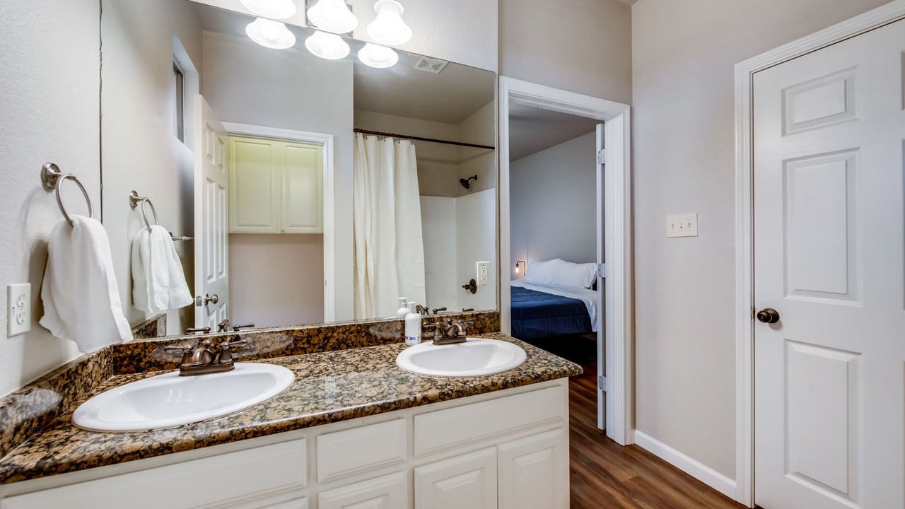 Photo of Bathroom in Como