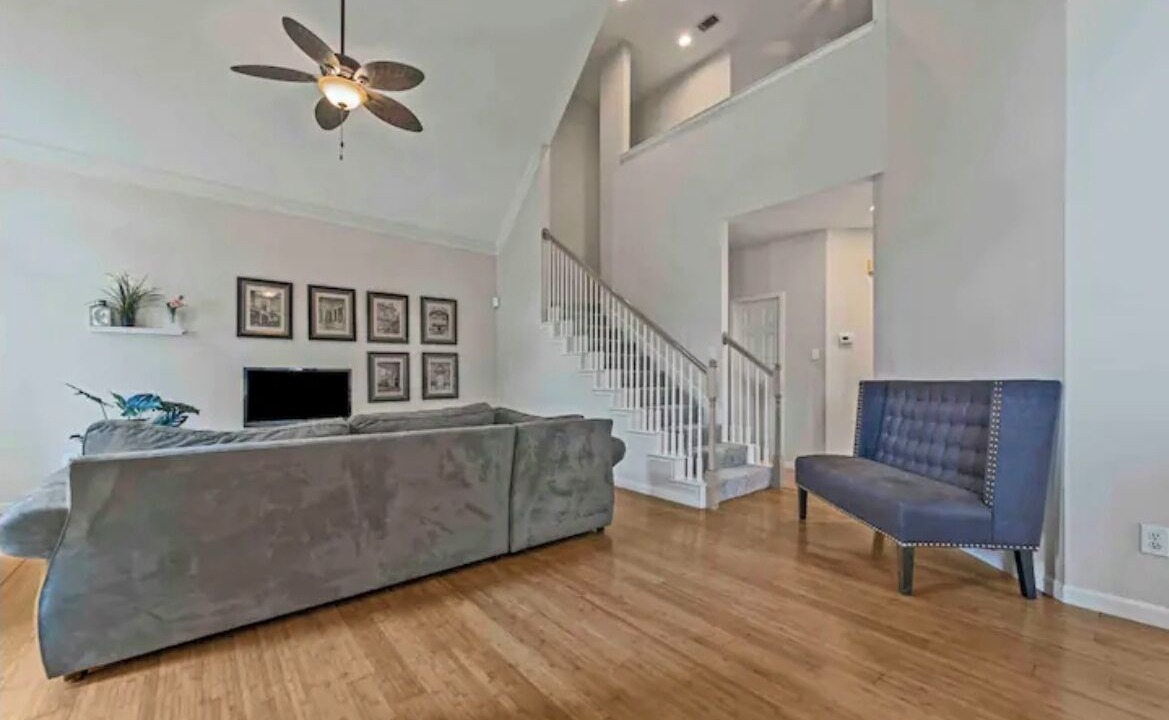 Photo of Livingroom in Valley Ranch