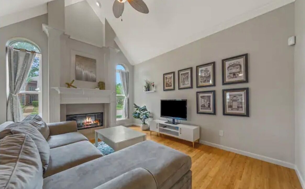 Photo of Livingroom in Valley Ranch