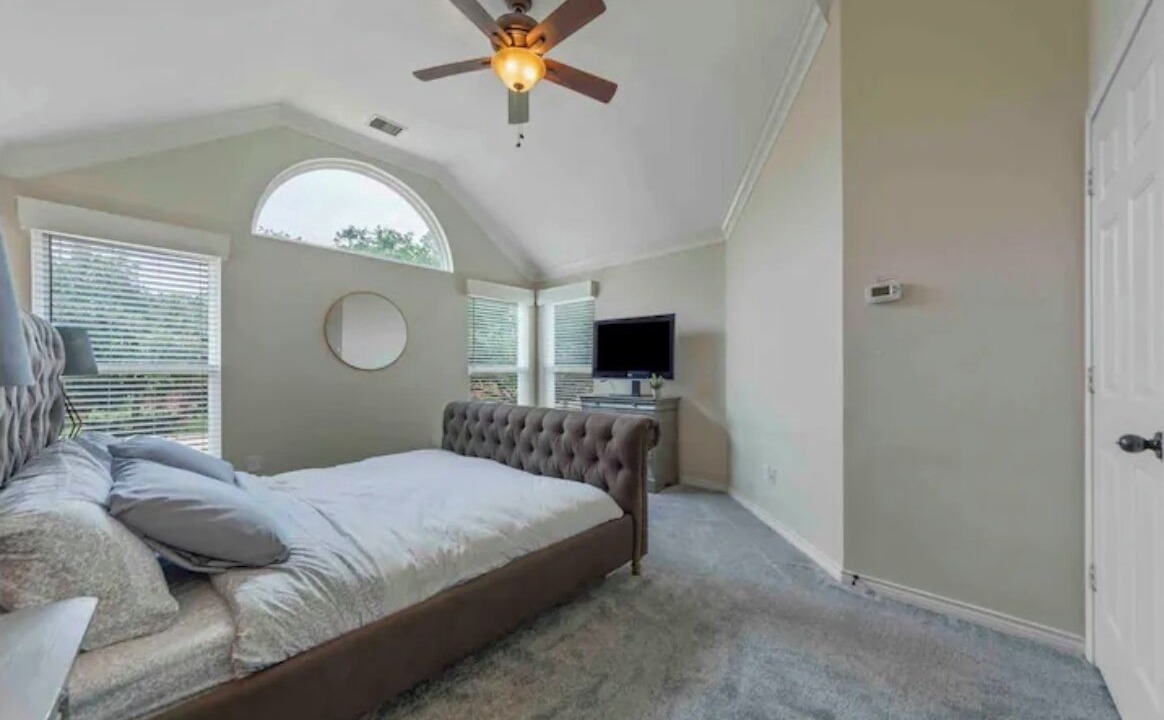 Photo of Bedroom in Valley Ranch