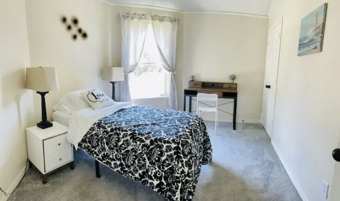 Photo of Bedroom in Valley Ranch