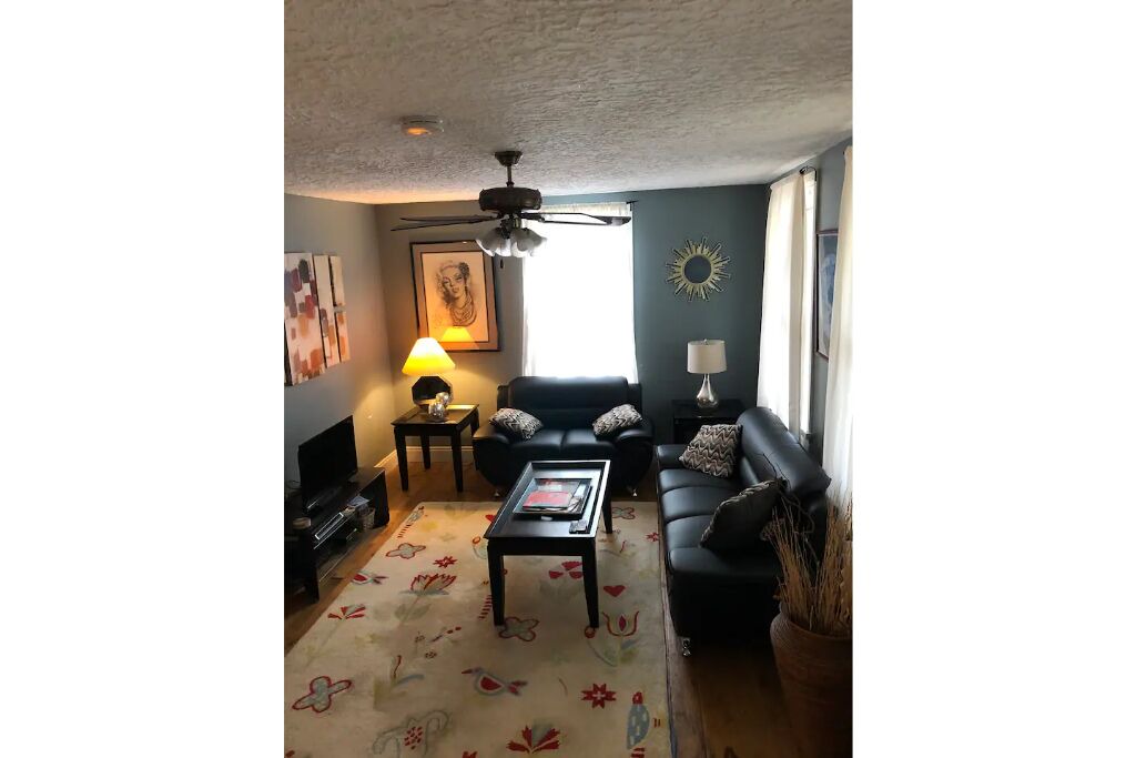 Photo of Livingroom in Valley Green