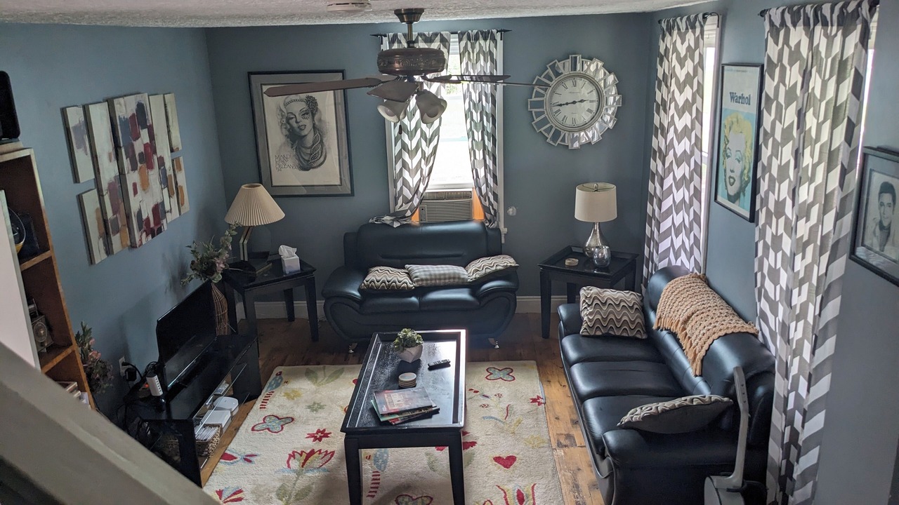 Photo of Livingroom in Valley Green