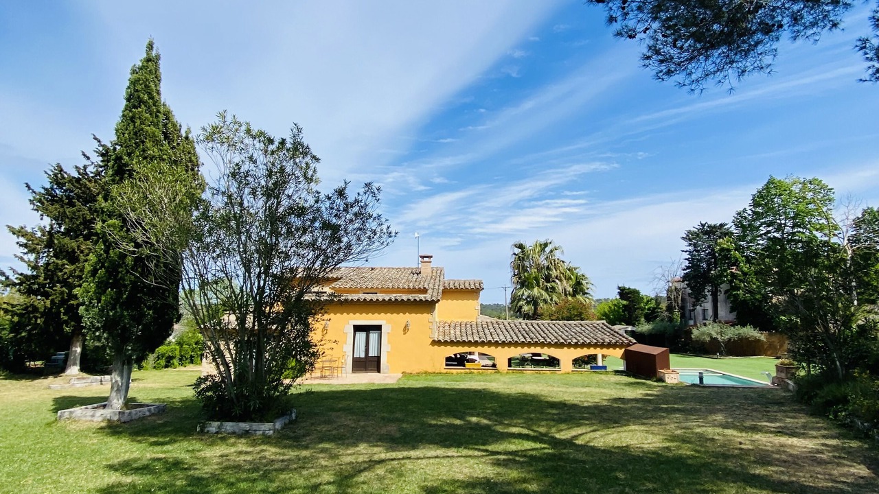 Photo of Outdoor in Mont-Ras