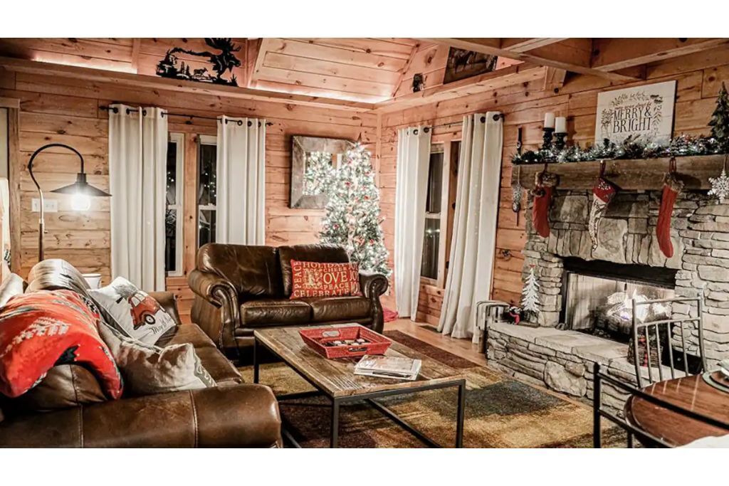 Photo of Livingroom in Rutherfordton