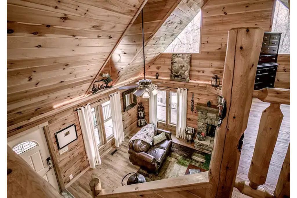 Photo of Livingroom in Rutherfordton