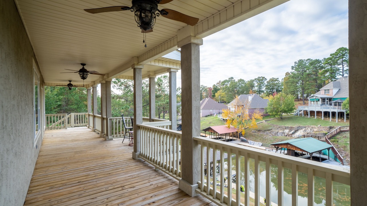 Photo of Patio Balcony in Lake Hamilton