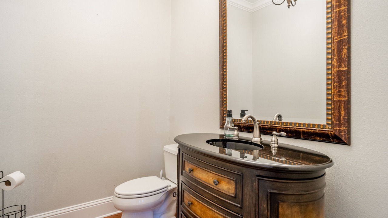 Photo of Bathroom in Lake Hamilton