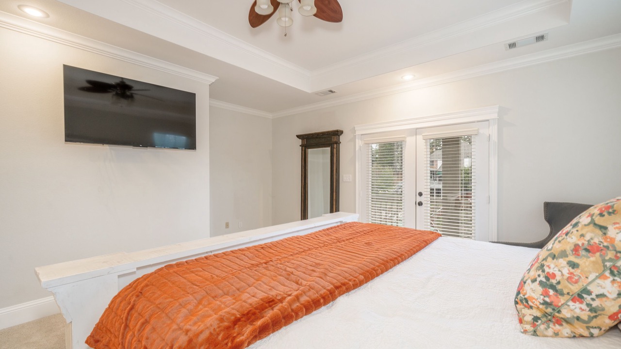 Photo of Bedroom in Lake Hamilton