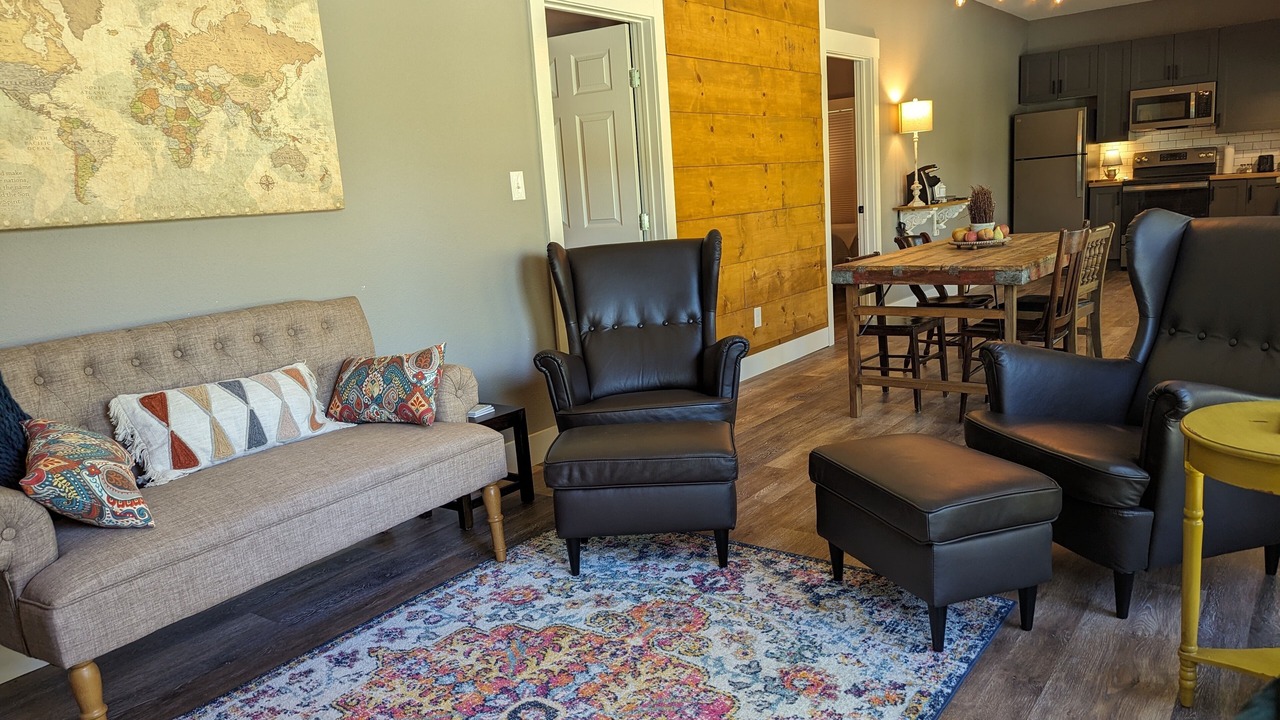 Photo of Livingroom in La Grange