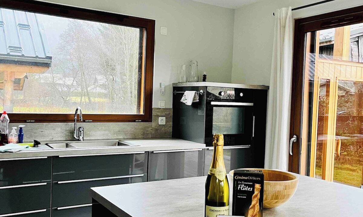 Photo of Kitchen in Allemond
