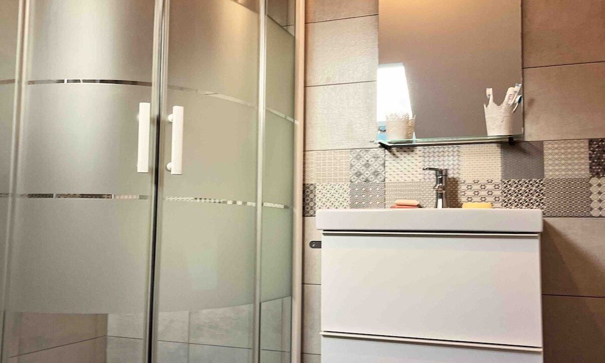 Photo of Bathroom in Allemond