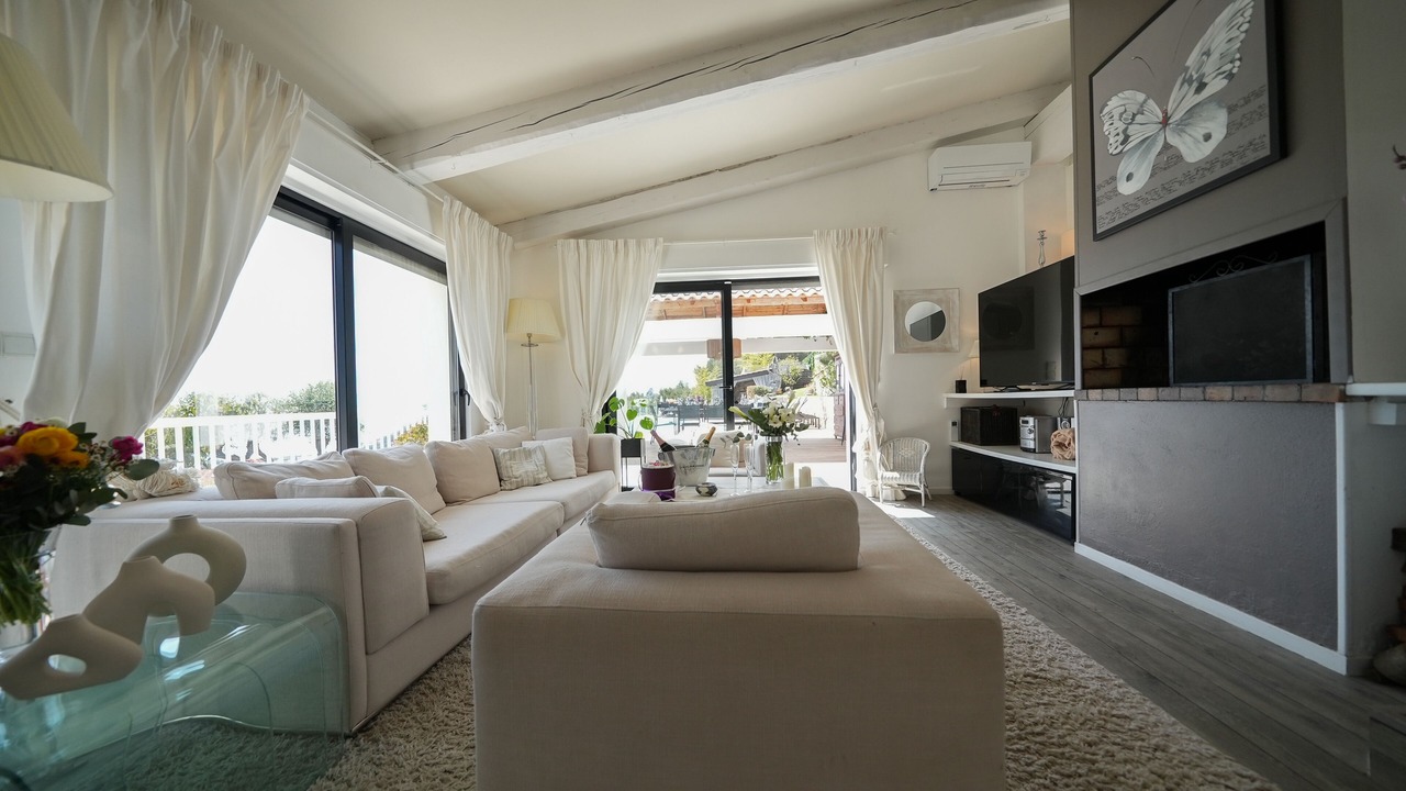 Photo of Livingroom in Fontvieille