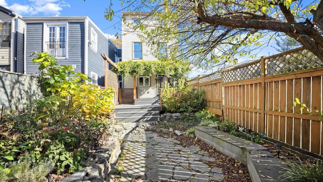 Photo of Outdoor in Old Town West