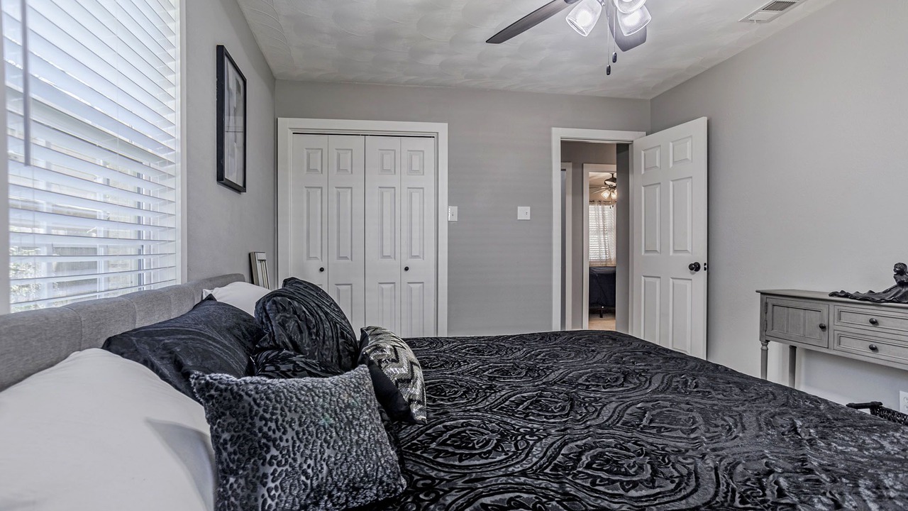 Photo of Bedroom in Arlington