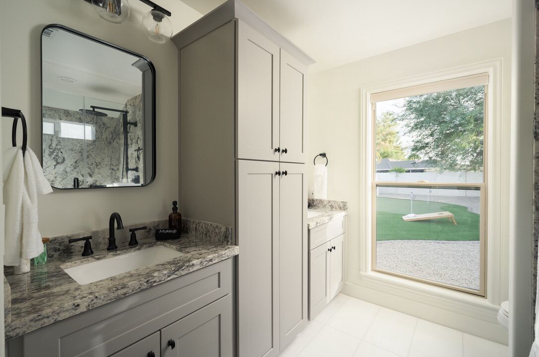 Photo of Bathroom in Summit Ridge