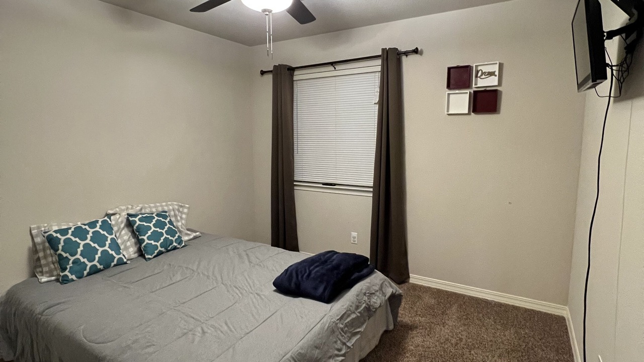 Photo of Bedroom in Biggs Field