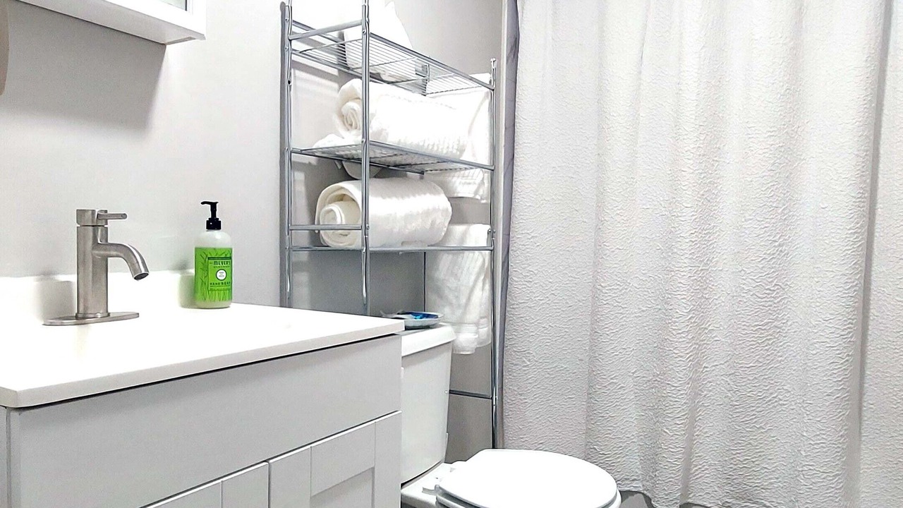 Photo of Bathroom in Avinger