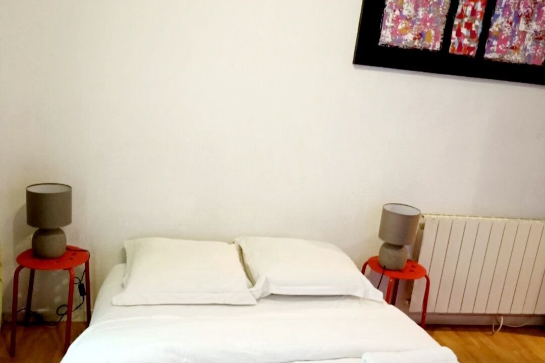 Photo of Bedroom in Neuville-sur-Saone