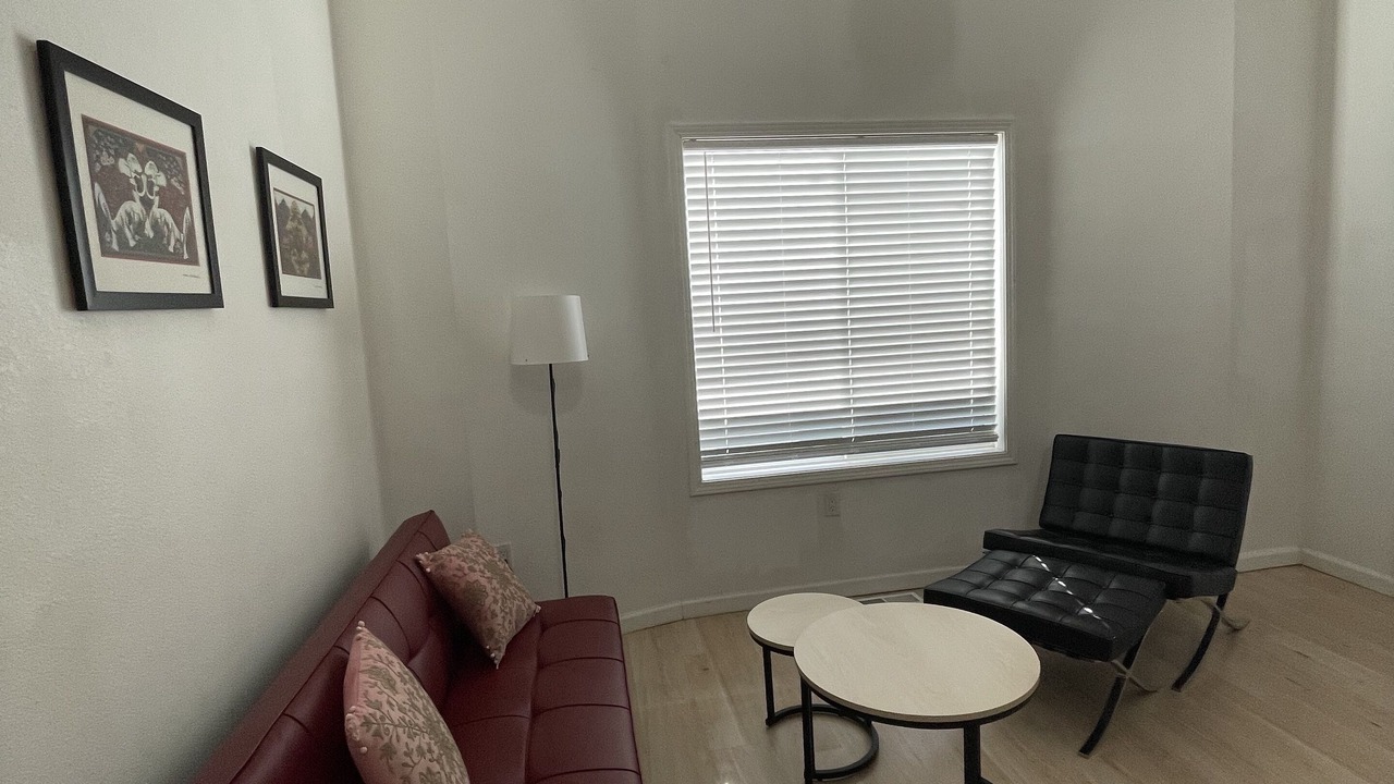 Photo of Livingroom in Belding Woods