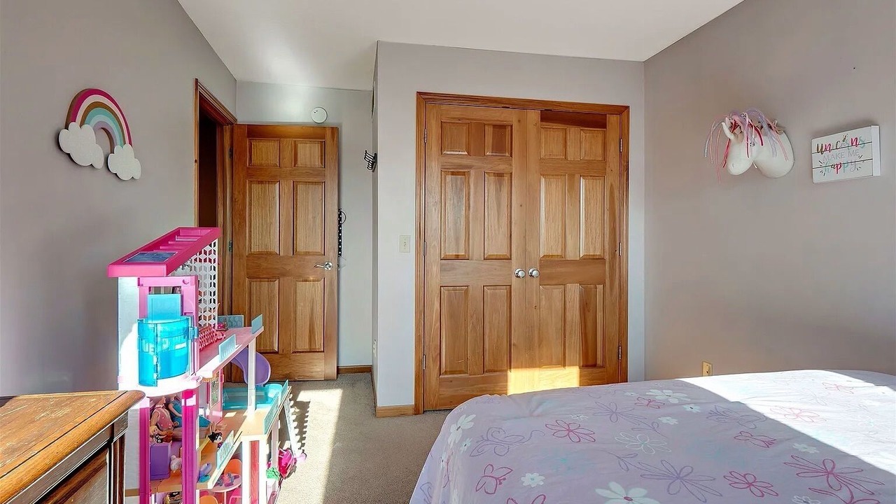 Photo of Bedroom in Saint Marys  Allen County